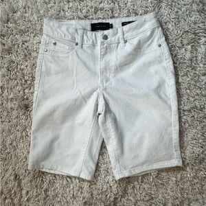 Tahari Mid-Rise White Jean Bermuda Shorts